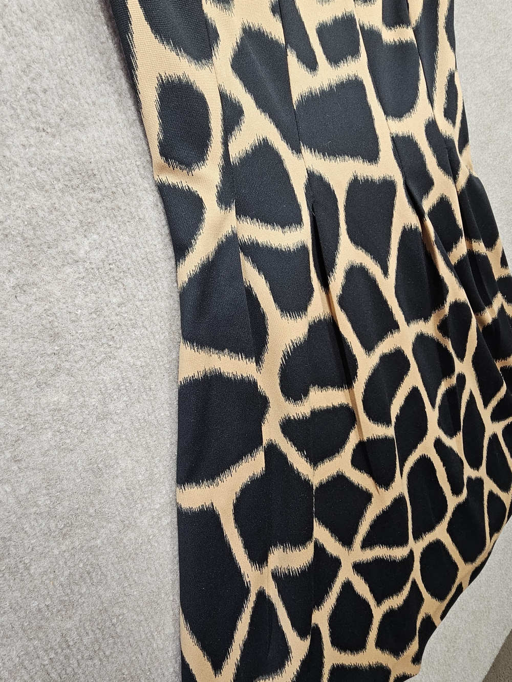 Michael Kors Fit & Flare Dress Size 0 Black Tan Giraffe Print Gold Zip - Picture 7 of 13